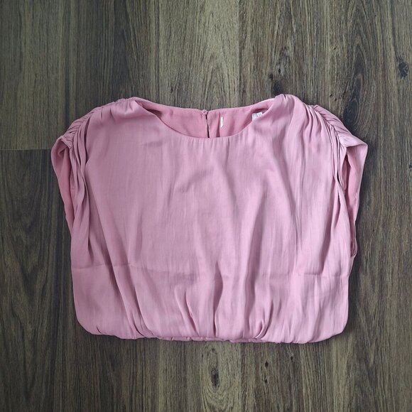 NWOT ASTR Cropped Double Layer Ballon Hem Sleeveless Blouse Size L - Picture 7 of 7